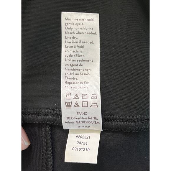 Spanx Hi-Rise Flare Pants Ponte Classic Black 1X Tall NWT $148 - Picture 8 of 9